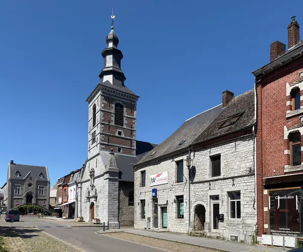 Mariembourg (Belgium), Place Marie de Hongrie (main square) with the former town hall (left) and the church of St.