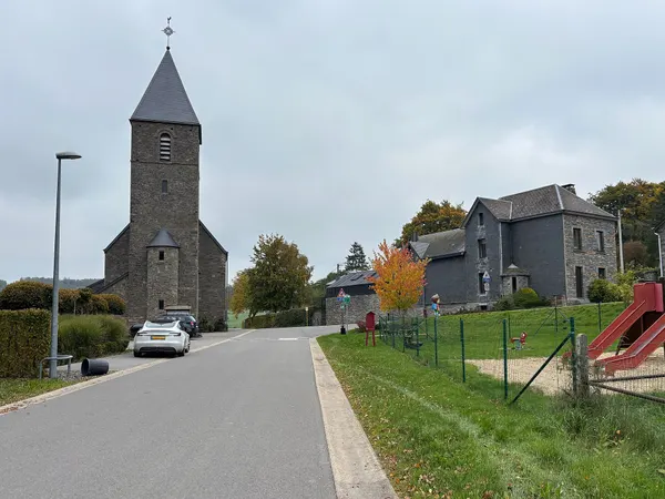 Église du Sacré Coeur, Hébronval.