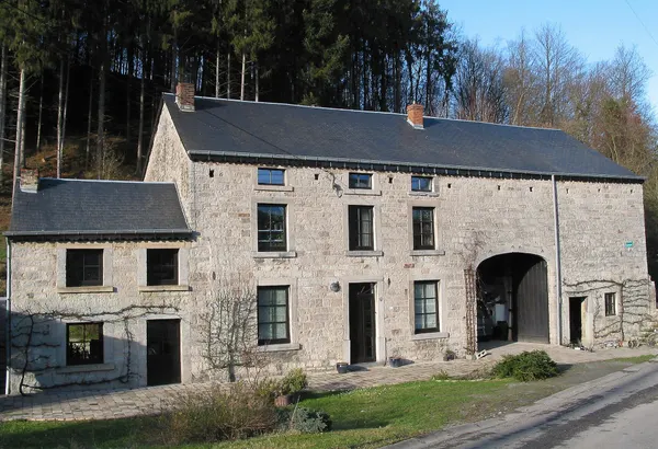 Forrières (Belgium), rue d'Eccourt, 23 - old farm (XIXth century).