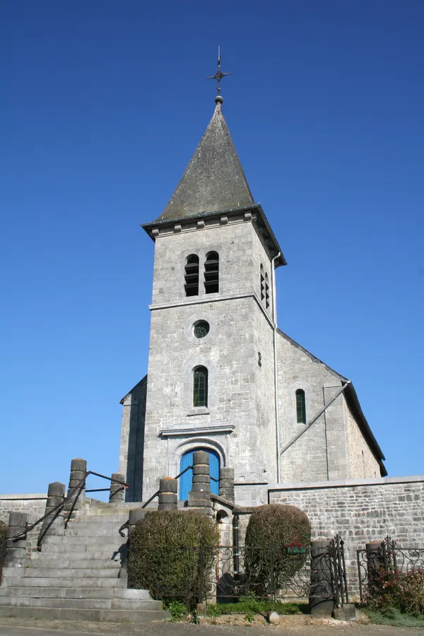 Nettinne (Belgique), l'église Saint-Martin (nef: 1749 - choeur: 1776 - tour: 1904).
