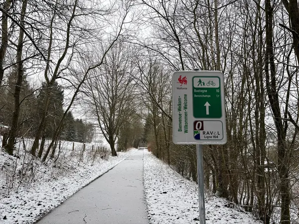 Border crossing sign on the Ravel near Benonchamps.