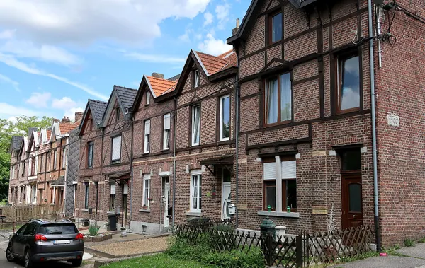 Maisons datant de 1900 Avenue Emma près de Val Saint-Lambert à Seraing