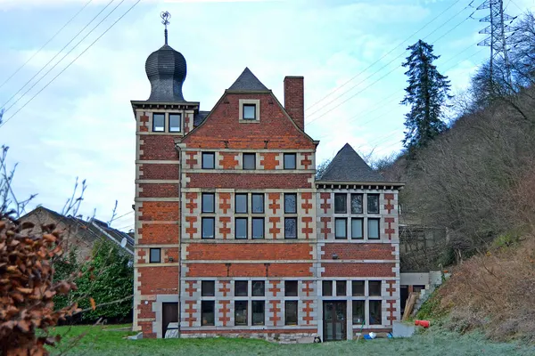 Torette House in Tilleur, Belgium