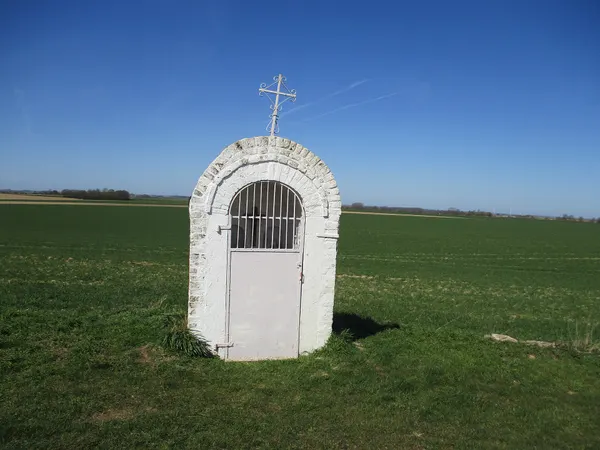Chapelle du Clerc Thisnes (Hannut)ː petit oratoire rect. du XIXe s