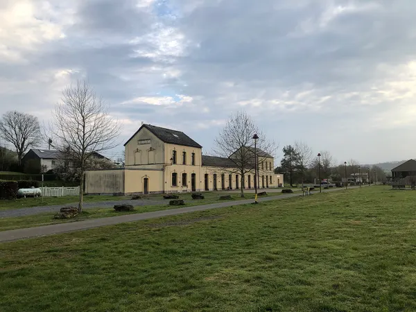 L'ancienne gare de Lamorteau sur la ligne 155