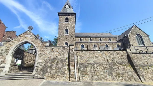 Église Saint-Remi en mai 2023