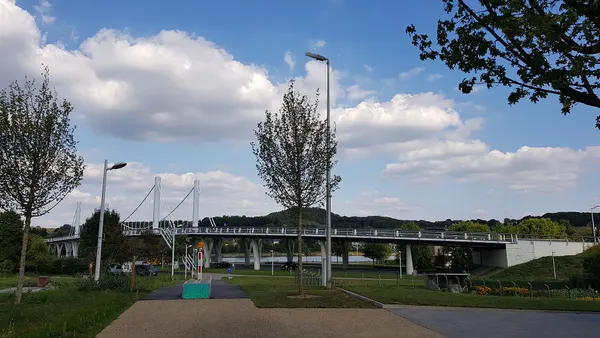 brug in Kanne over Albertkanaal, België