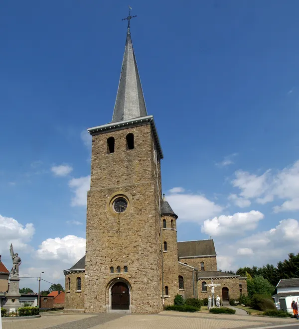 Verlaine, Belgium: Church Tower and War Memorial