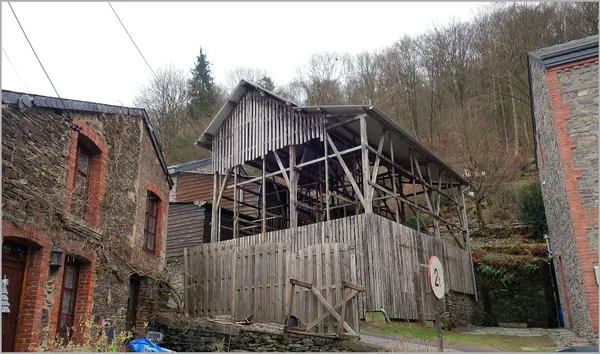 Bohan – Section de la commune belge de Vresse-sur-Semois, province de Namur – Séchoir à tabac.