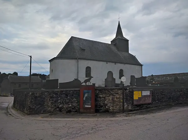 Chapelle de Villeroux et son cimetière