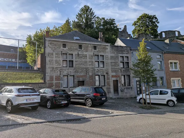 Rue Jacquet 96, Rochefort (Belgium).