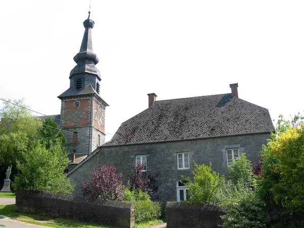 Gonrieux (Belgium), the presbitery an the Saint George's church (XVIIth century).