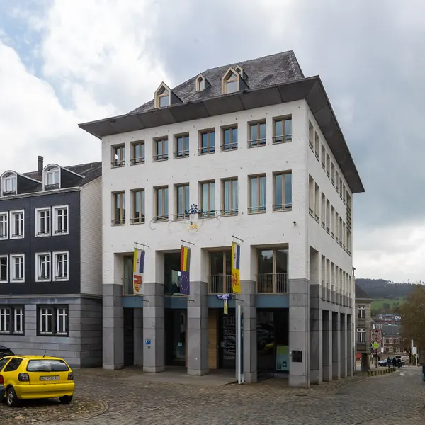 Hôtel de Ville de Stavelot, Place Saint-Remacle