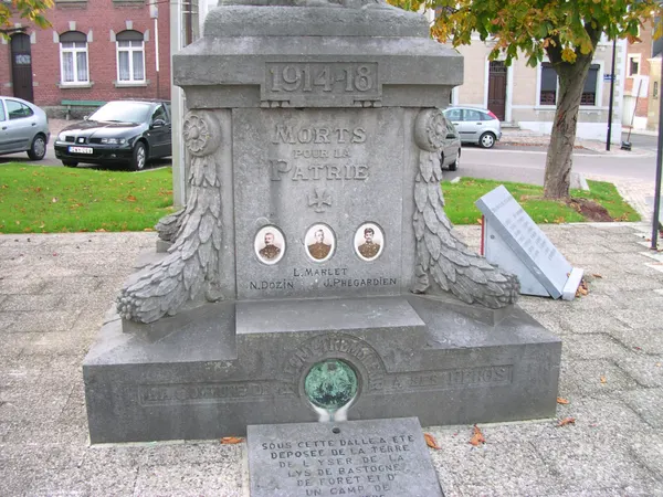 Denkmal für die Opfer des 1. Weltkriegs in Blegny bei Lüttich