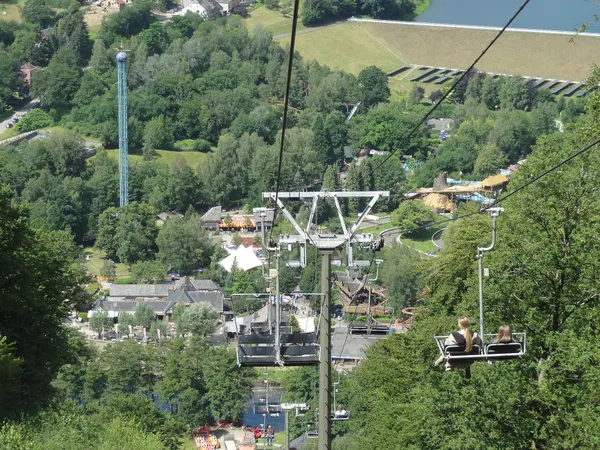 Coo (Stavelot) - Plopsa Coo, vue du parc depuis le télésiège
