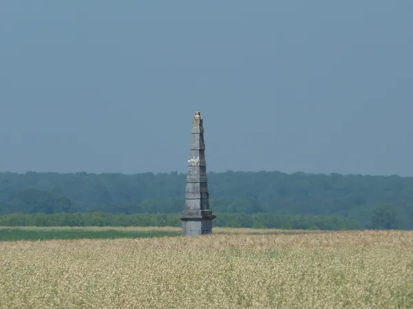 Pyramide de Verlée, Havelange, Belgique