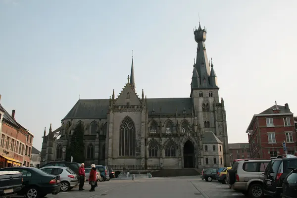 Walcourt - Basilique St-Materne - JPG