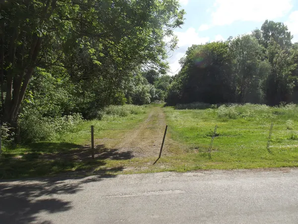 Afgesloten voormalige buurtspoorwegroute naar Huccorgne.