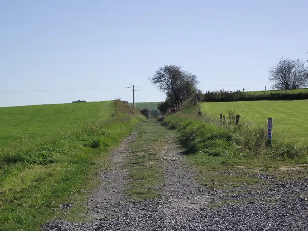 Vicinal railway route between Champlon and the Amberloup. Is now a walking route.