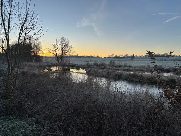 Bernistap channel end at dawn.