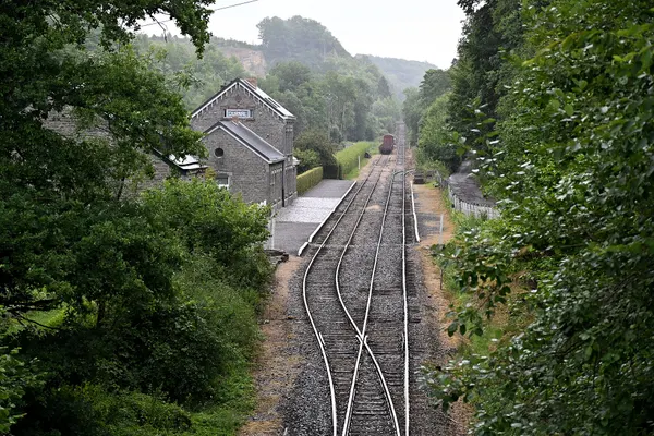 Dorinne-Durnal station in the rain, Line 128, Yvoir, 2025