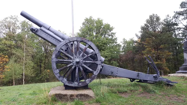 Les canons de Vierves