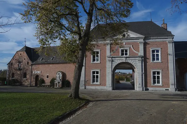 Carmel, ancien couvent Lens-Saint-Remy (Hannut); ancien béguinage et monastère