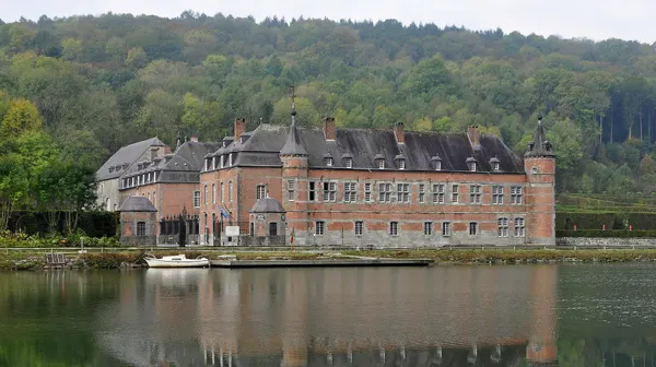 Hastière (province of Namur, Belgium): castle of Freÿr