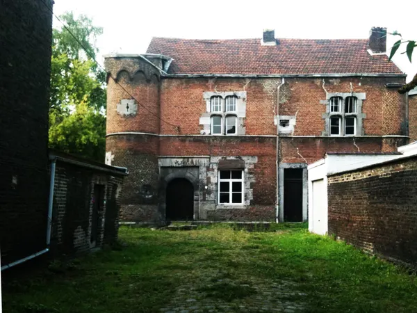 Manoir des Quatre tourettes, Saint-Léonard, Liège, Façade