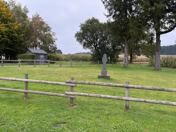 Wayside cross near Thier del Preu.
