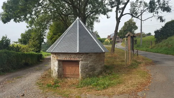 Building at crossing of streets Neupré-Village, Bilstain, Limbourg, Belgium