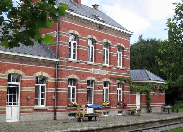 Station B&amp;B Racour