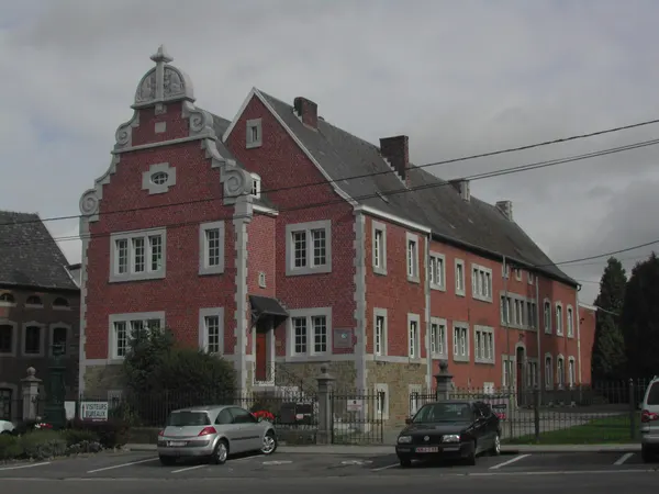 Verwaltungsgebäude der Apfelweinfabrik Ruwet in Thimister (Thimister-Clermont)