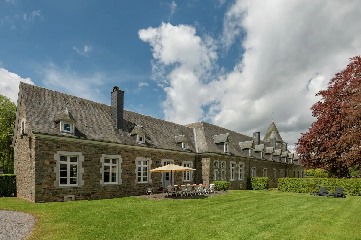 Le Hameau du Château in Libin