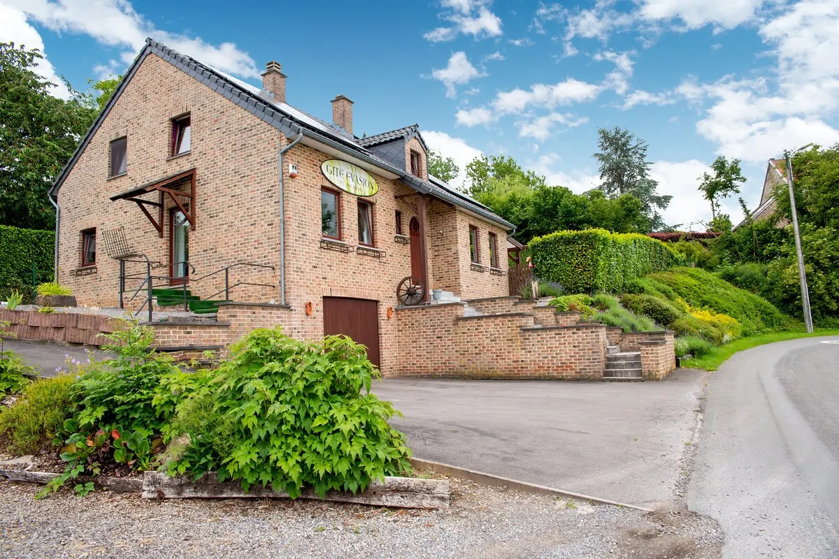 Gîte de 8 personnes avec piscine in Hamoir