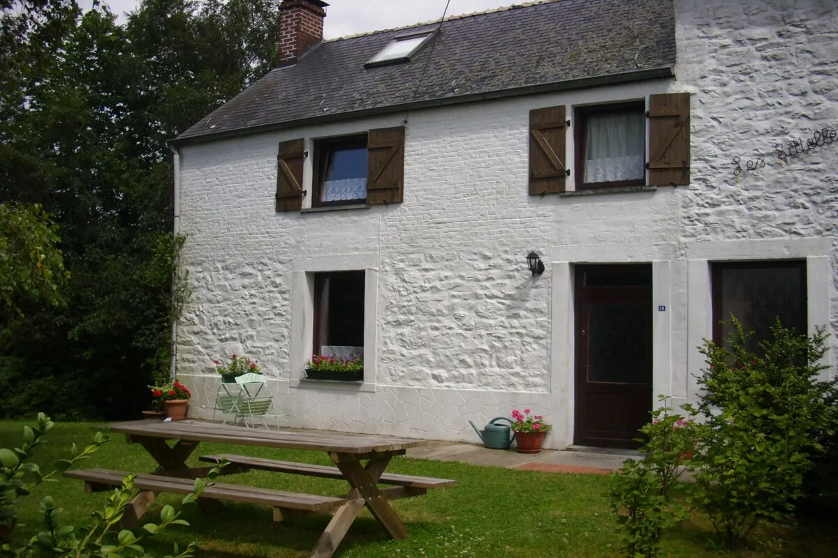 Les Sittelles in Brûly-De-Pesche