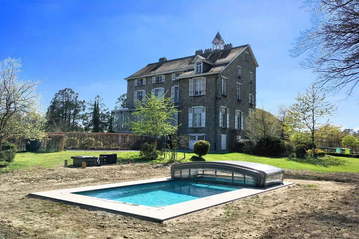 Chateau Vallez in Forrières
