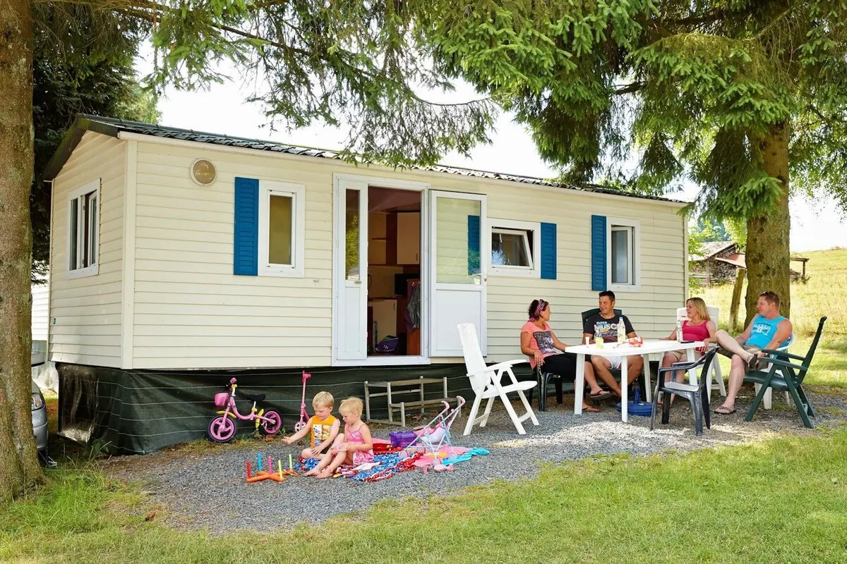 Camping Petite Suisse 1 in Dochamps
